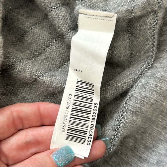 ZARA Sweater - Picture 7 of 7
